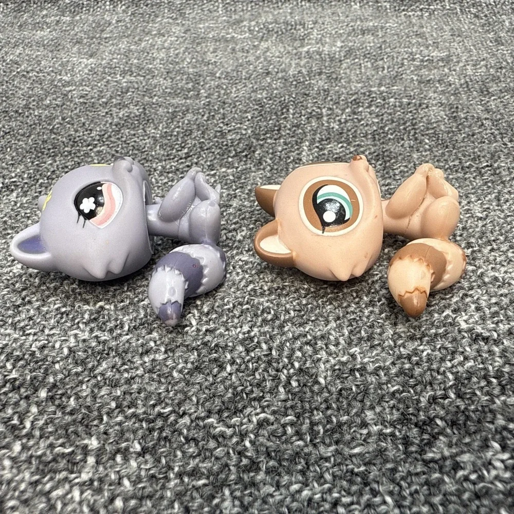 Littlest Pet Shop LPS #597 Raccoon & #1409 Raccoon 2006 Vtg